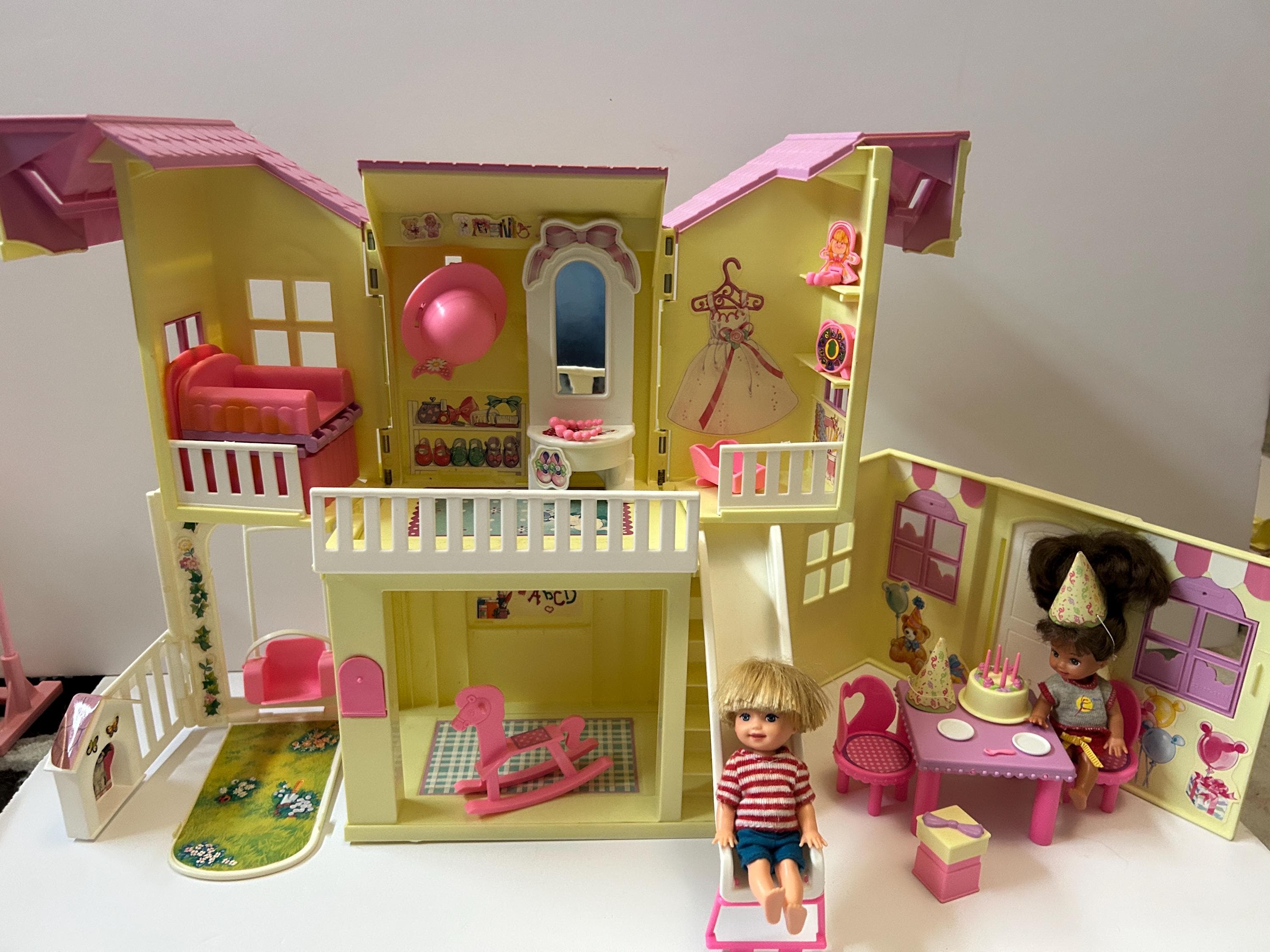 Vintage Girls Barbie Case New Zealand