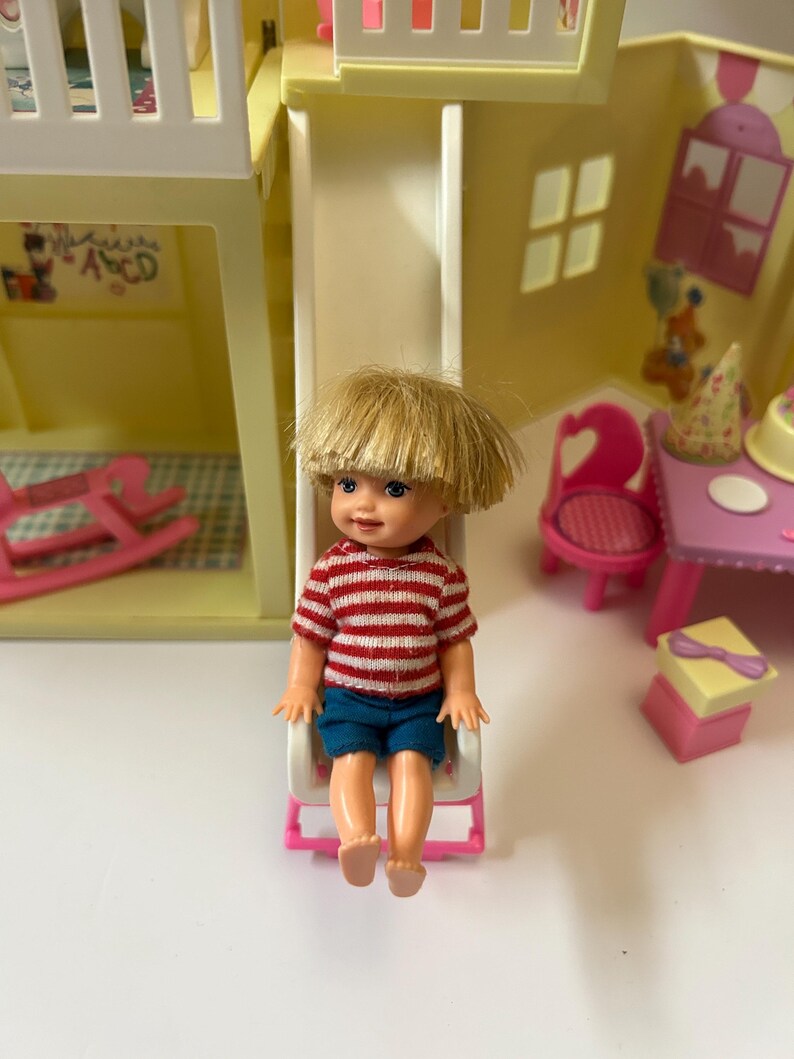 Vintage Barbie Kelly Pop up Playhouse Playset 1990’s With Accessories ...