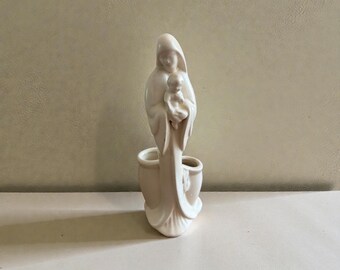 VINTAGE Haeger USA Pottery Cream Planter Mother Mary & Baby Jesus 11” Tall. Free shipping