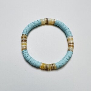 Seashell Disc Bead Bracelet, Real Seashell Beads, Beach Jewelry, Summer Bracelet, Heishi Seashell Bracelet