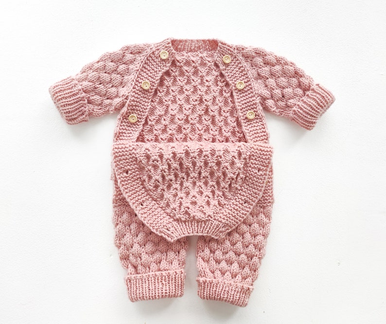Modèle de tricot barboteuse bébé, 3-6 mois, modèle de tricot pour bébé, combinaison bébé, modèle de tricot étape par étape image 2