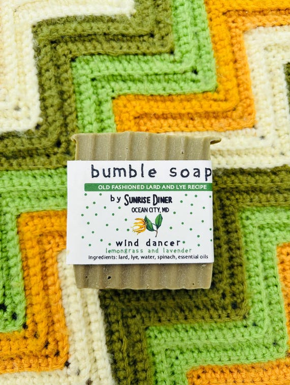 1 Bar of Wind Dancer Bumble Soap - Lemongrass and lavender - Upcycled Lard and Lye Soap