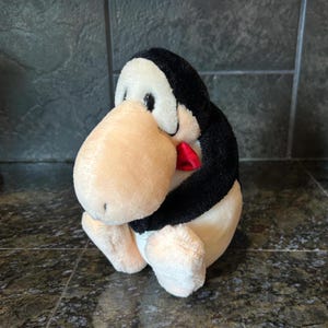 Vintage 1985 Dakin Opus Penguin Plush Toy - Bloom County Nostalgia