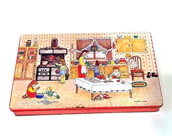 Christmas Holiday Tin: Family Kitchen Scene (13"X8.25"X1.5")