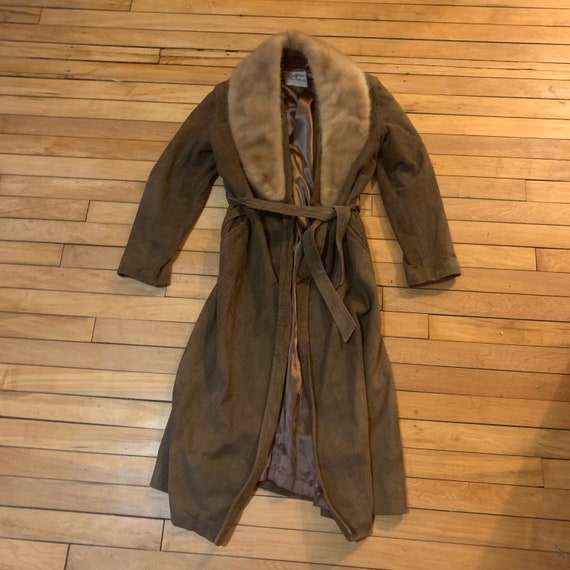 Vintage 1970s suede coat - image 4