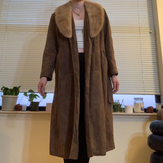 Vintage 1970s suede coat - image 2