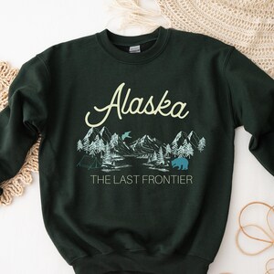 Alaska Sweatshirt, Alaska Sweatshirt for Men, Women Sweatshirt Alaska, Alaska Pullover, Mountain Sweatshirt, Nature Sweatshirt