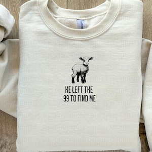 Christelijke Svg Sweatshirt mouw PNG sublimatie ontwerp verloren schapen gesneden bestand geloof gebaseerd shirt Jezus kleding hij verliet de 99 om mij te vinden lam