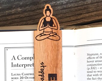 Personalised Yoga Bookmark, Wooden Handmade Bookmarks with Custom Name and Lotus Flower, Unique Gifts for Yoga Lovers & Book Readers