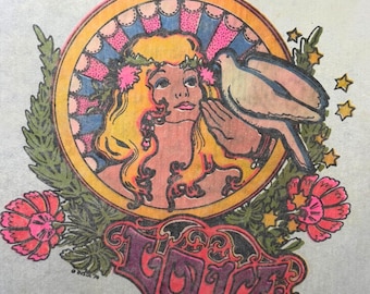 Diseño de camiseta de chica hippie con eslogan "LOVE" transferible por plancha de los años 70, 12" x 9" vintage