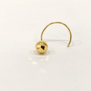 Gold nose pin under 500 hot sale