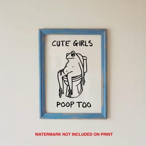 Süße Mädchen Poop Too Frosch Badezimmer Kunstdruck, Retro Home Decor Bild 1
