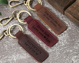 Porte-clés en cuir personnalisé Porte-clés en cuir véritable Porte-clés en cuir gravé Porte-clés Cadeaux pour ses cadeaux pour lui