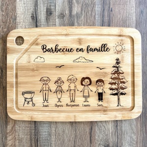 Planche à découper famille personnalisée en bambou; cadeau fête des pères ou des mères