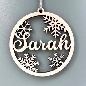 Christmas ball, personalized round ornament with first name, Christmas bauble