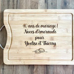 Planche à découper personnalisée ou apéro à offrir pour un mariage ou un anniversaire de mariage image 1