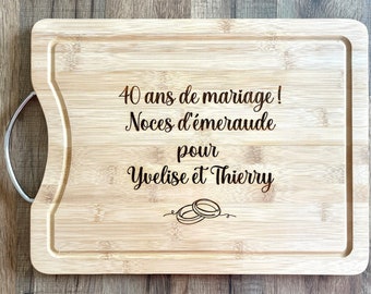 Planche à découper personnalisée ou apéro à offrir pour un mariage ou un anniversaire de mariage