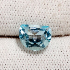 Natural  Blue Topaz 7X9 MM Round Fancy Lasser Cut Faceted loose gemstone D-Shape (half oval) ,Blue Topaz Loose Gemstone Fancy Cut Gems