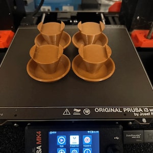 Bee Hive Ant Trap 35mm Wide Top (4pcs) | 3D Printed Bee Hive Accessories | Customizable Beekeeping Tools | Durable & Eco-Friendly