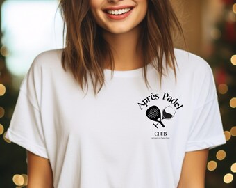 Trendy Après Padel Club Shirt Women, White Oversized Sport T-Shirt Padel Tennis Lifestyle Gift for Padel Fans & Social Media Queens