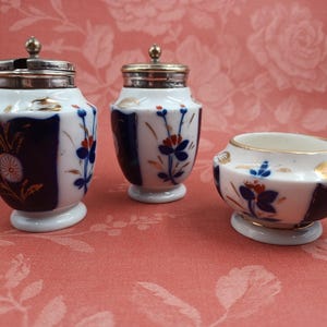Gaudy Welsh Antique Porcelain Japanese Imari Style Condiment Three-Piece Set 1860
