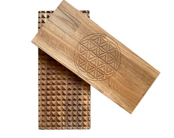 Planche Sadhu d'acupression en bois de chêne | Massage réflexologique des pieds avec pointes en bois "Fleur de Vie"