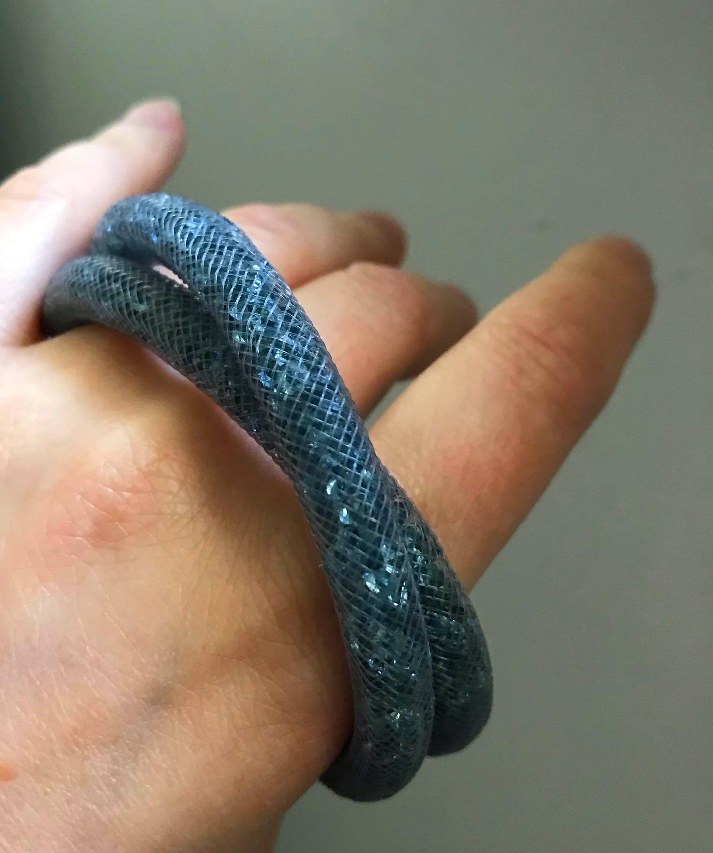 スワロフスキークリスタルダブルブレスレット。ブルーラインストーン