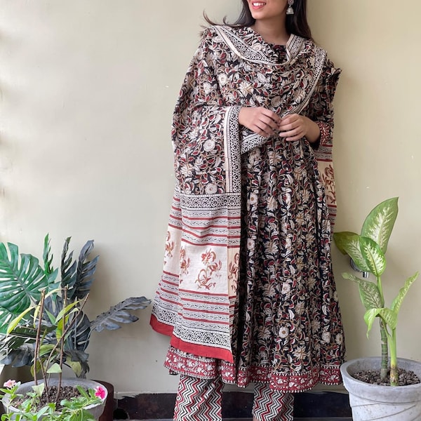Floral Designed Black Anarkali kurti set with Dupatta for women, Beautiful Indian style Cotton Bagru Floral Printed Anarkali suit for women