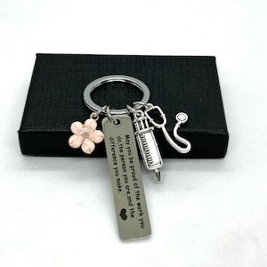 Personalized Nurse keychain,Nurses&#39; Day gift,Christmas Gift for Nurses, Doctor Keychain, Graduation Gift for Medical Students,Nursing Gift