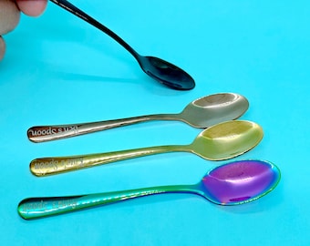 Cucchiaio in acciaio inossidabile di piccole dimensioni da 4,17 pollici, cucchiaini da gelato personalizzati, cucchiaini personalizzati, cucchiaini da caffè, cucchiaini da tè, stoviglie