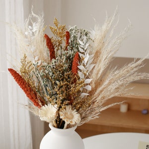 Natural Dried Flower Bouquet, Ideal Gift for Mothers, Mother's Day Gift, The Country Cottage Collection for Home Décor