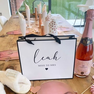 Personalised Will you be my Bridesmaid Bridesmaid Proposal gift bag, Will you be my Luxury proposal gift, Bride, Bridesmaid, image 3