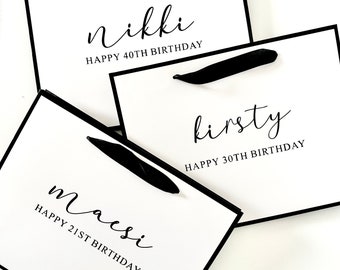 Personalised Gift Bag, Black & White Luxury, Birthday, 18th, 21st, 30th 40th, 50th, Bridesmaids, Wedding, Hen Party, Gift for her, Luxury