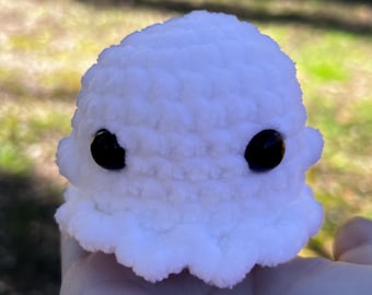 Fantasma de felpa de ganchillo