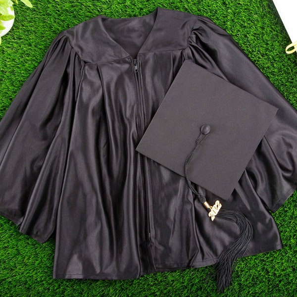 Casquette et robe de graduation de bébé, tenue de robe pour bébé et tout-petit, casquette et robe de graduation pour enfants, casquette de graduation d’enfant 2022, robe et gland, 5 couleurs