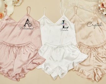 Personalized Bridesmaid Pajamas Camisole Set, Bridal Party Pajamas, Bridesmaid Gifts, Wedding Cami Set, Ruffle Short,Silk Pajamas,Ruffle Pjs