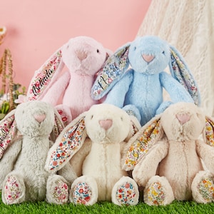 Lapin personnalisé, lapin en peluche, peluche lapin monogramme, proposition de fille d'honneur, bouquet de fleurs, cadeau de mariage, cadeau de demoiselle d'honneur, cadeau pour elle image 2