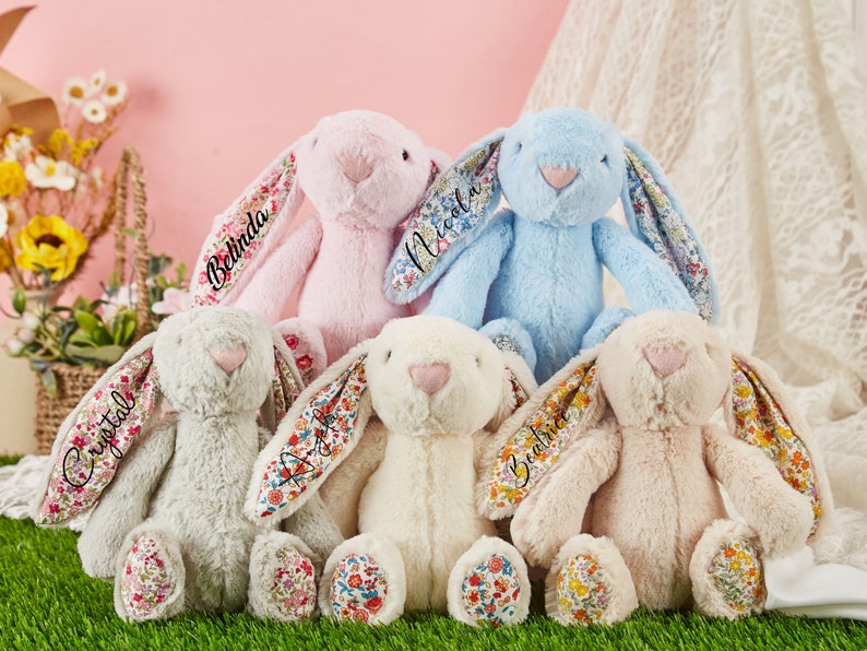 Lapin personnalisé, lapin en peluche, peluche lapin monogramme, proposition de fille d'honneur, bouquet de fleurs, cadeau de mariage, cadeau de demoiselle d'honneur, cadeau pour elle image 2