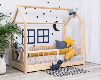 House bed with fall protection, children's bed, Kids House Bed, Lit cabane, Montessori Bed, Wood Toddler Bed, Floor Bed - LUNO