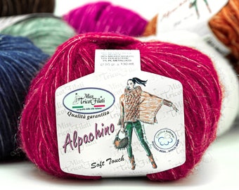 Pelote de laine de 50 g. Alpachino par Miss Tricot Filati 50 laine mérinos – 5 alpaga – 32 microfibre 1 pl métallisé