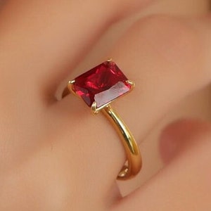 Ruby Solitaire Radiant Ring , 14K Gold Radiant Cut, Minimalist Wedding Band Ring, Solitaire Engagement Ring, Ruby Solitarie Ring