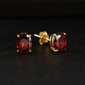 Garnet Oval Cut Earrings, January Birthstone Earrings, Solid Gold Earrings, Solitarie Silver Earrings, Minimalist Stud Earrings
