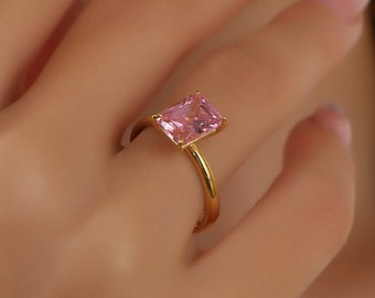 Pink Tourmaline Solitaire Radiant Ring , 14K Gold Radiant Cut, Minimalist Wedding Band Ring, Solitaire Engagement Ring, Pink Solitarie Ring