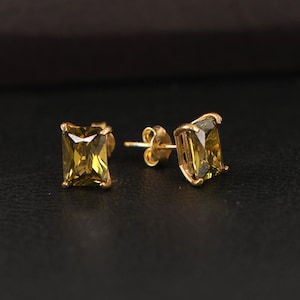 Peridot Radiant Cut Earrings, August Birthstone Earrings, Solid Gold Earrings, Solitarie Silver Earrings, Minimalist Stud Earrings
