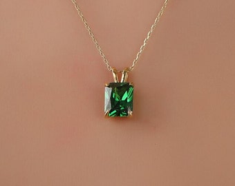 Smaragd Halskette, kann Birthstone Halskette, Solitär Silber Halskette, Solid Gold Halskette, Braut Halskette, Minimalist Halskette, Geschenk für Sie