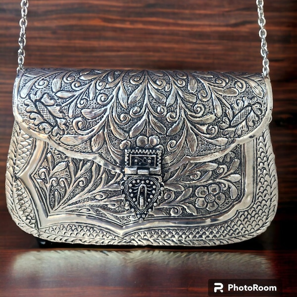 Pochette indienne ancienne en métal faite main en métal argenté faite main / sac à main ethnique fait main de style vintage, pochette à main [Argent]
