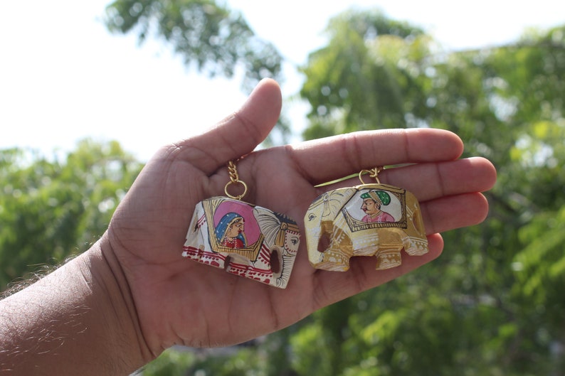Wooden Hand Painted Elephant Keychain, 3D Handmade Wooden Elephant, Indian KIng Queen Painted, Wood carvings, Wooden Keytag, Unique Keyrings image 7