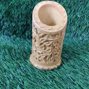 Wooden Hand Carved Pen Holder (Carved Floral Leaf), Pen/Pencil Holder for Office Table I Study Table I Showpiece I Computer Table / Holders