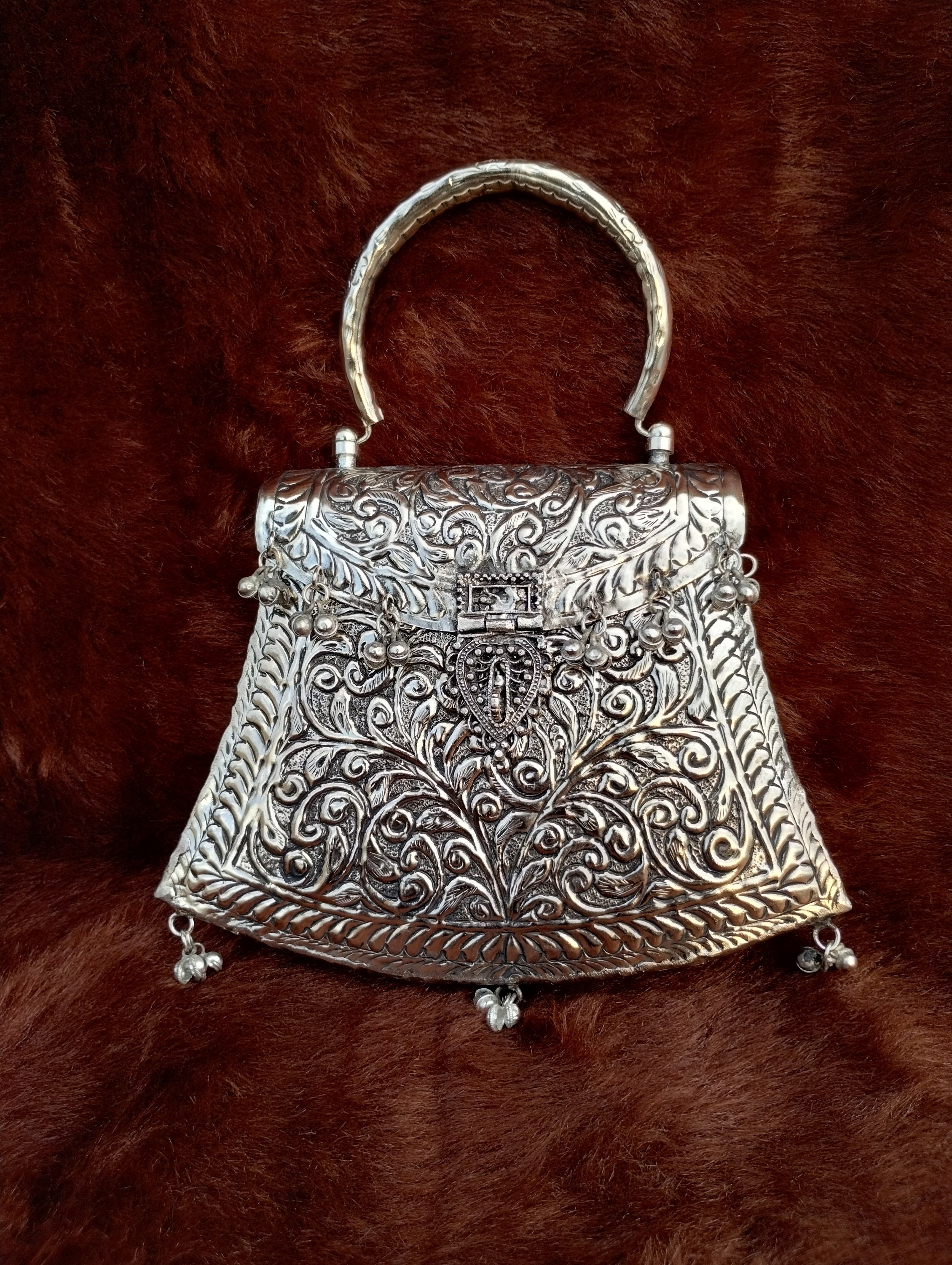 Brass Pillow Purse Boho1940s Clutch Handbag Metal India Style Wedding –  Power Of One Designs