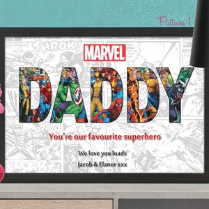 Digitale Lieferung - Einzigartiges Geschenk zum Vatertag oder zum besten Lehrer - Personalisierte Marvel Superhero Wortkunst für Papa, Onkel, Opa